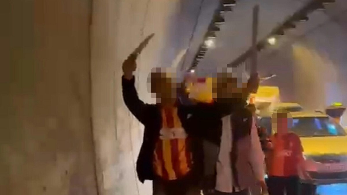 İzmir’de döner bıçağıyla şampiyonluk kutlamasında gözaltına alınan şahıslar serbest bırakıldı