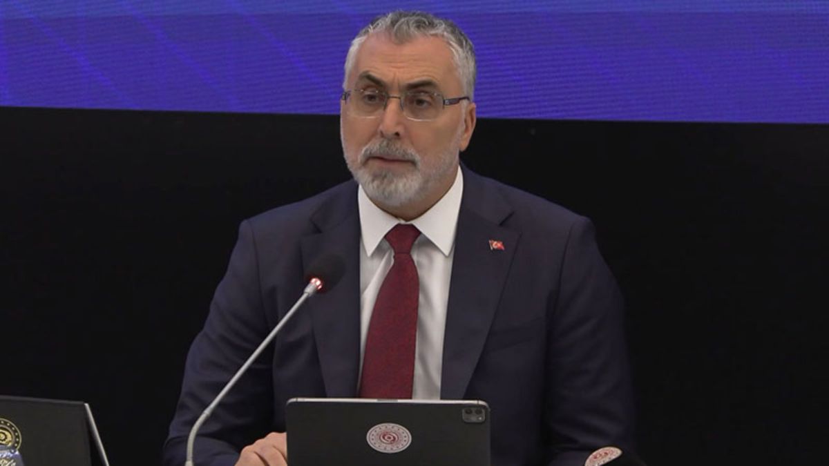 Vedat Işıkhan’dan 275 bin yükseköğretim mezununa istihdam açıklaması